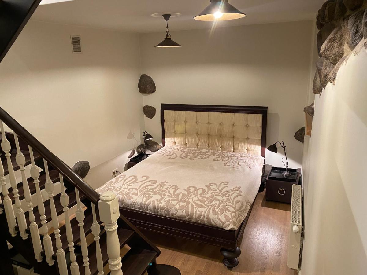 Exclusive Gaono Apartment In The Heart Of Old Town Вильнюс Экстерьер фото